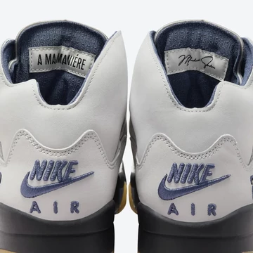 A Ma Maniere Jordan 5 Diffused Blue Detail von Hinten