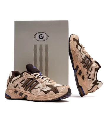 Bad Bunny adidas Response CL Ecru Tint und Special Box