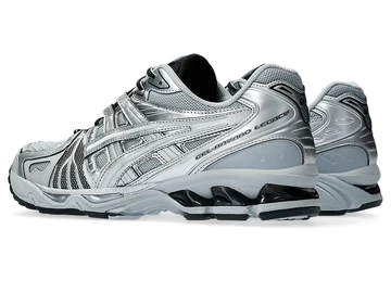 ASICS Gel-Kayano Legacy Pure Silver seitllich von Hinten