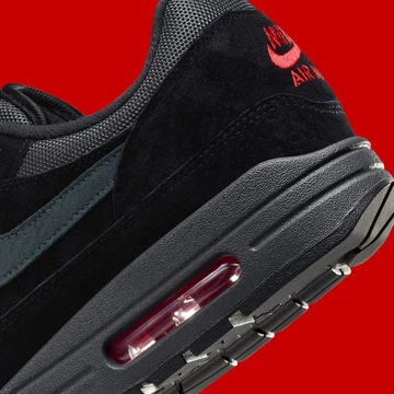Air Max 1 Black University Red - Ferse Detail