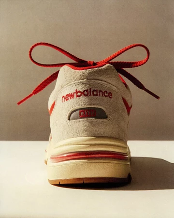 Kith New Balance 1700 Toronto Pack Marshmallow von hinten