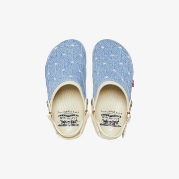 Levi's Crocs All-Terrain Clog Sashiko Light Wash - oben
