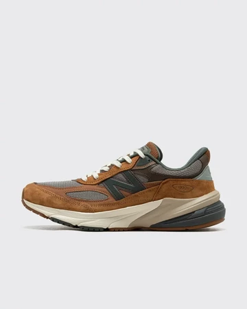 Carhartt WIP New Balance 990v6 Inneseite rechts