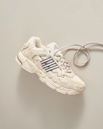 Bad Bunny adidas Response CL Wonder White Lookbook Außenseite
