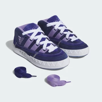 Maite Steenhoudt adidas Adimatic Mid Magic Lilac schräg