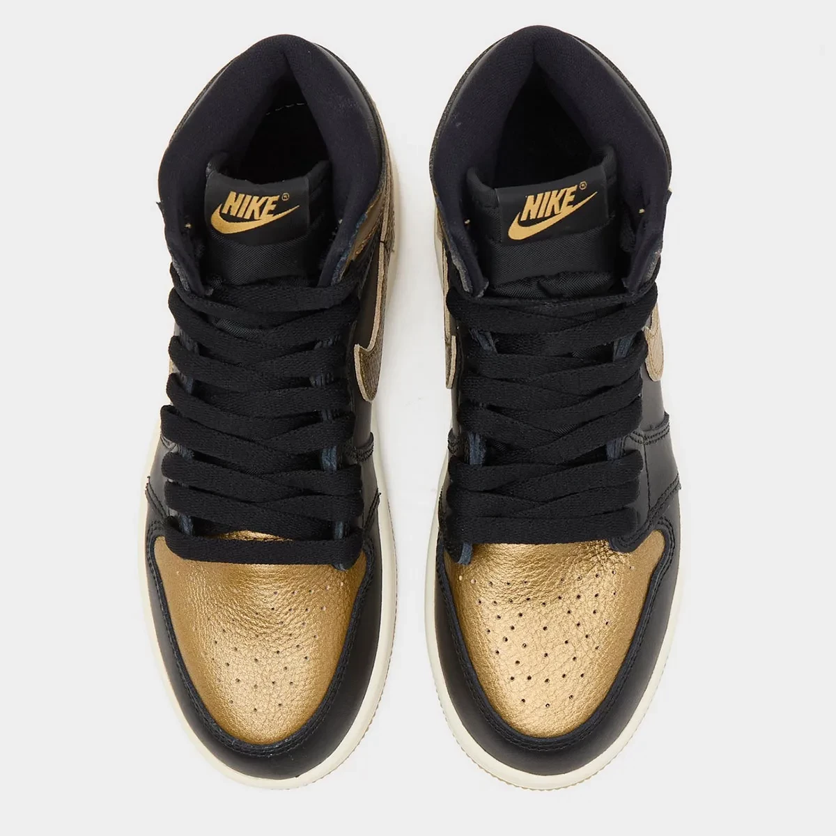 Jordan 1 High Black Metallic Gold DZ5485 071 Dead Stock