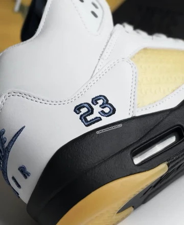 A Ma Maniere Jordan 5 Diffused Blue Detail Logo