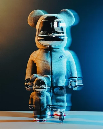nike-tech-fleece-medicom-bearbrick