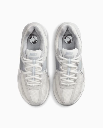 Nike Zoom Vomero 5 Pure Platinum Paar von oben