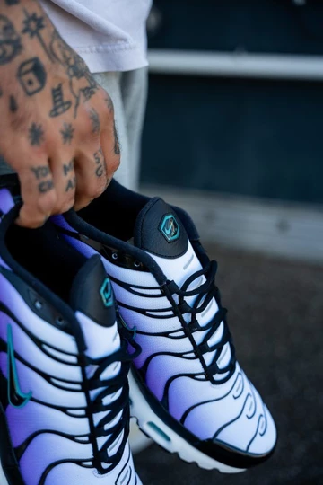 Air Max Plus Reverse Grape - Detail