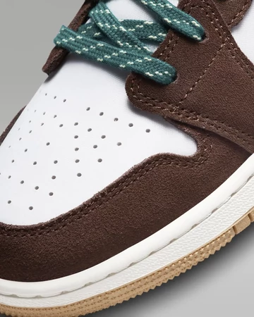 Jordan 1 Low GS Cacao Wow Detail Toebox