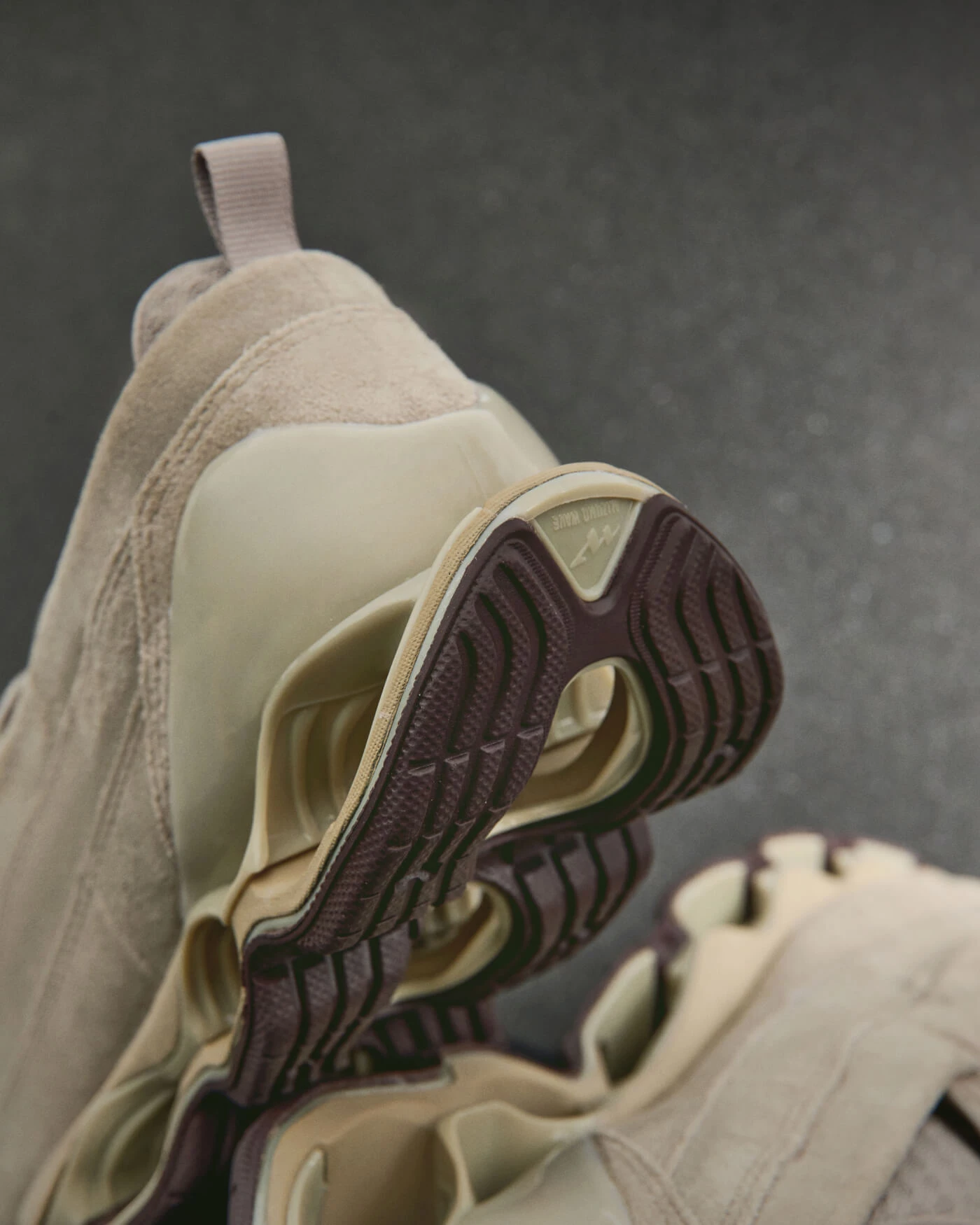 Mizuno Wave Prophecy Moc Taupe D1GD243601 Dead Stock