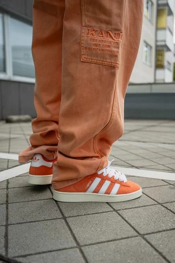 Campus 00s amber Tint - On Feet (5)