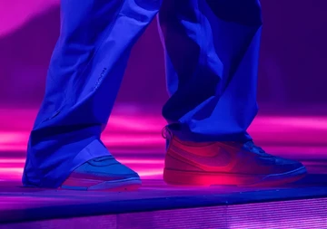 Drake trägt den Nike Book Chapter 1 Nahaufname on-feet