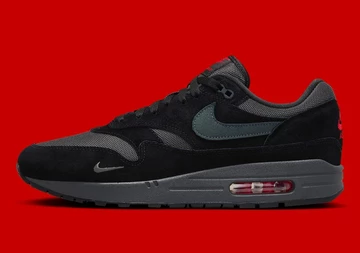 Air Max 1 Black University Red - außen