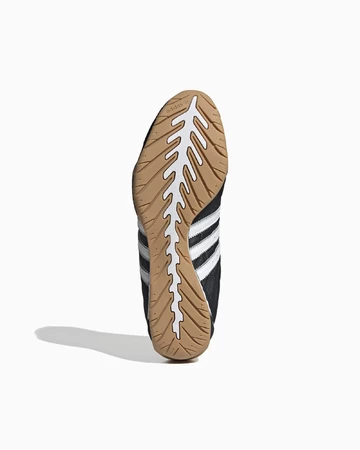 adidas Adiracer Core Black Sohle