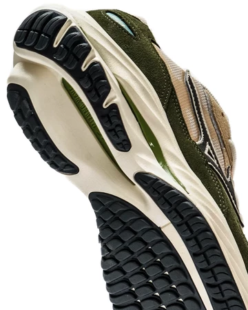 Mizuno Wave Rider Beta Urban Landscape Pack Rifle Green Detail Sohle