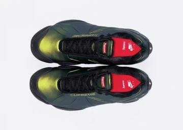 Supreme Nike Air Zoom Courtposite