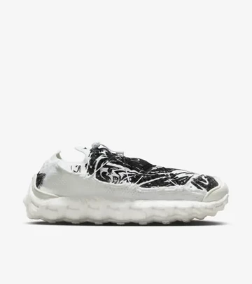 Nike ISPA MindBody Black White seite innen