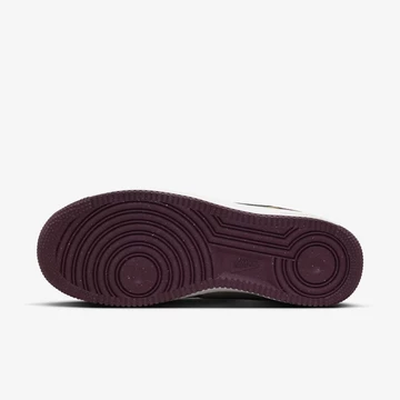 Air Force 1 NN Burgundy Crush Sohle