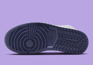 Jordan 1 Mid Purple Patent Leather sohle