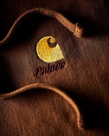 Palace Carhartt WIP Kollektion Fall Winter 2023 Closeup Logo Hoodie