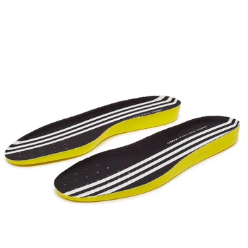 Die Innensohle der Bad Bunny adidas Gazelle Indoor White