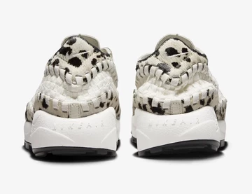 Nike Air Footscape Woven White Cow von Hinten