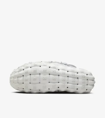 Nike ISPA MindBody Black White sohle