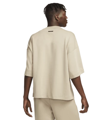 Nike Tech Fleece Reimagined Kollektion - Shirt Creme hinten