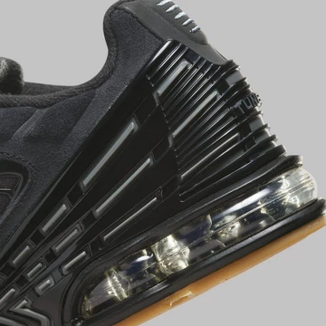 Air Max Plus 3 Black Gum Detail Ferse