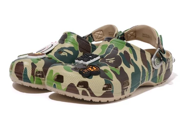 BAPE x Crocs Clog Grün Paar