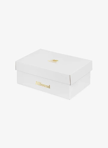 JJJJound New Balance 2002R Storm Blue Box in weiß mit goldener Schrifft