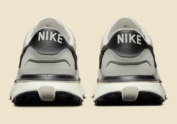 Nike Phoenix Waffle White Black von Hinten