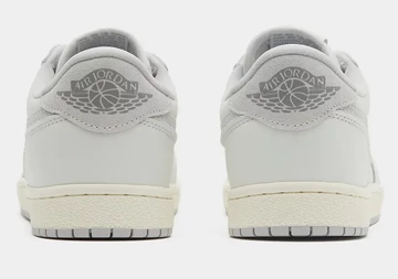 Jordan 1 Low OG 85 Neutral Grey von Hinten