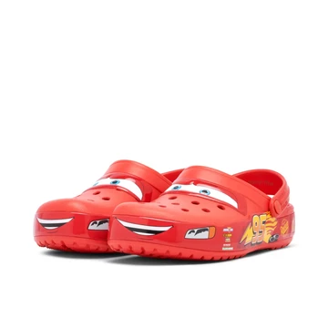Crocs Classic Clog Lightning McQueen schräg