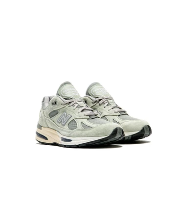 New Balance 991 Made in UK Sea Grass schräg
