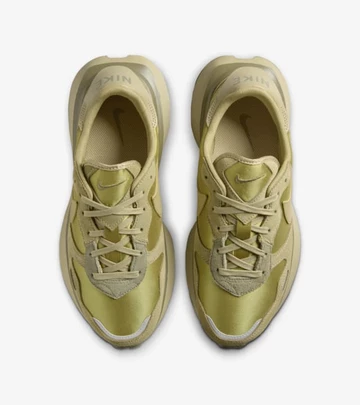 Nike Phoenix Waffle Neutral Olive