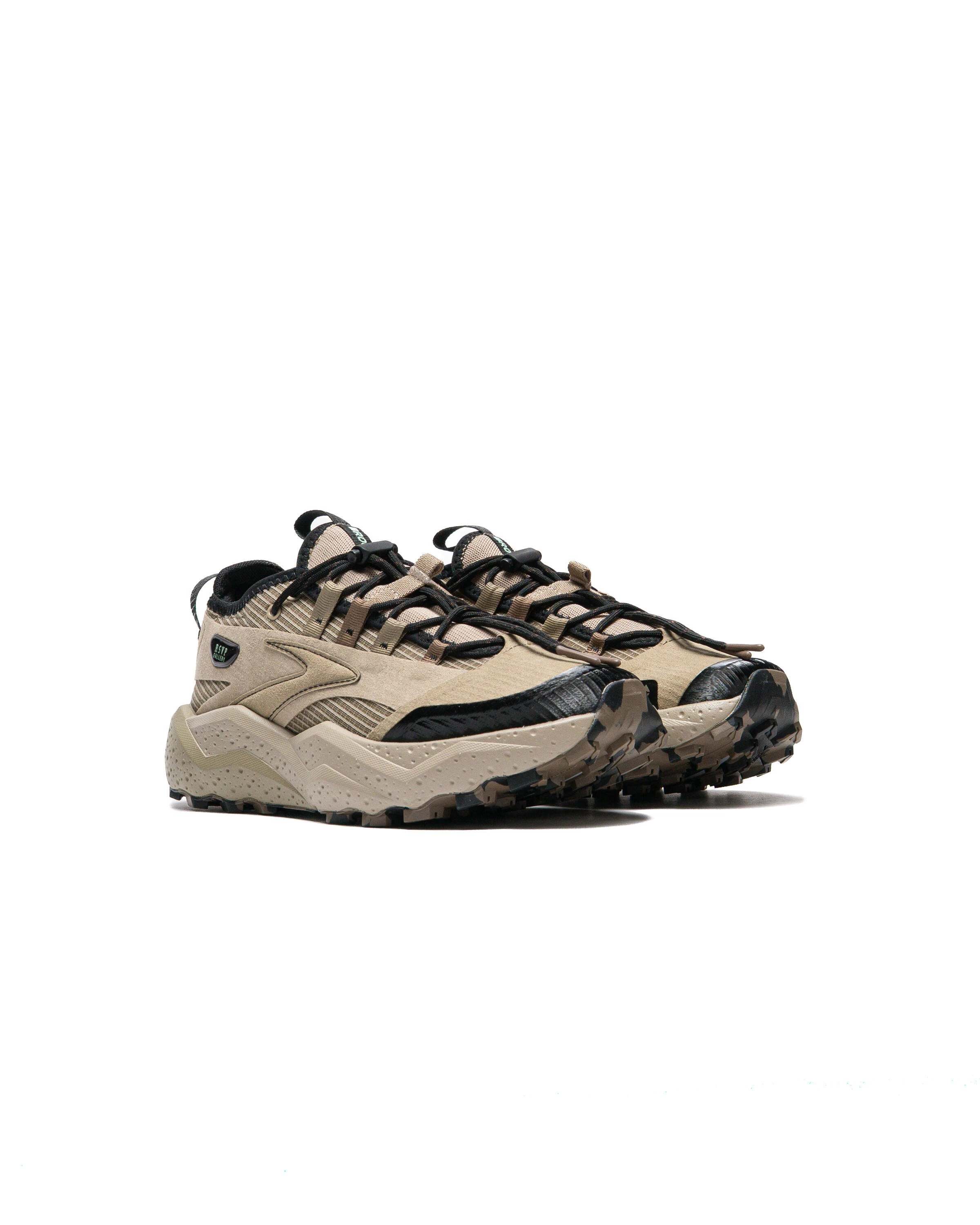 RSVP Gallery x Brooks Caldera 8 Trench 1105191D276 | Dead Stock