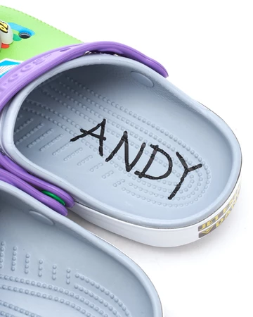 Crocs Classic Clog Buzz Lightyear Detail Sohle