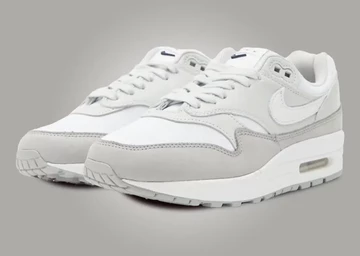 Air Max 1 LX Light Smoke Grey schräg