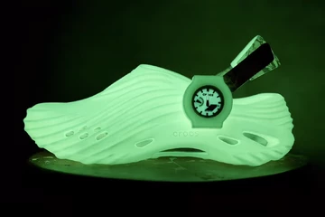 G-SHOCK x Crocs Echo Wave White Bundle Glow