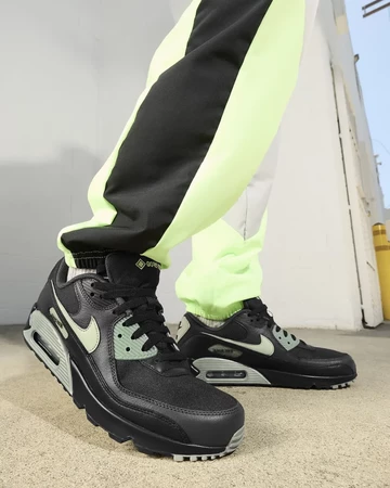 Air Max 90 Gore-Tex Black On Feet Detail