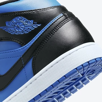 Jordan 1 Mid Black Royal Blue Detail Ferse