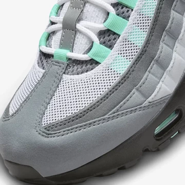 Air Max 95 Hyper Turquoise Detail Toebox
