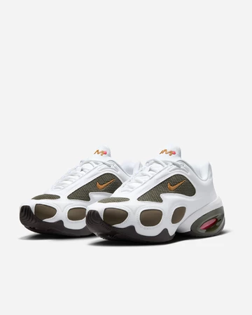 Veneda Carter x Nike Air Max Muse White Hyper Pink Paar seitlich