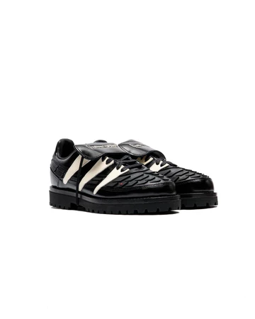 Brain Dead x adidas Predator Pack schräg