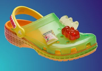 Haribo x Crocs Classic Clog schräg