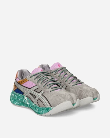 Kiko Kostadinov x ASICS Lyasa FF II Pack schräg