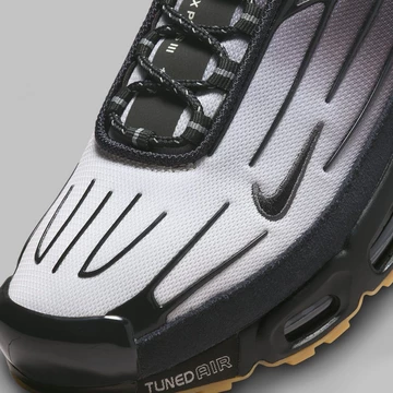 Air Max Plus 3 Black Gum Detail Toebox